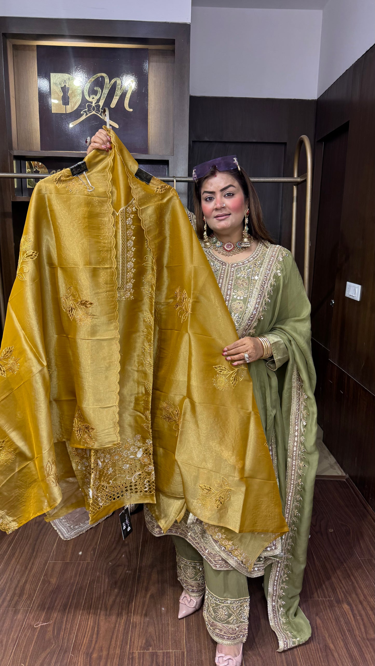 Elvaria Glass Tissue Unstitched Suit
