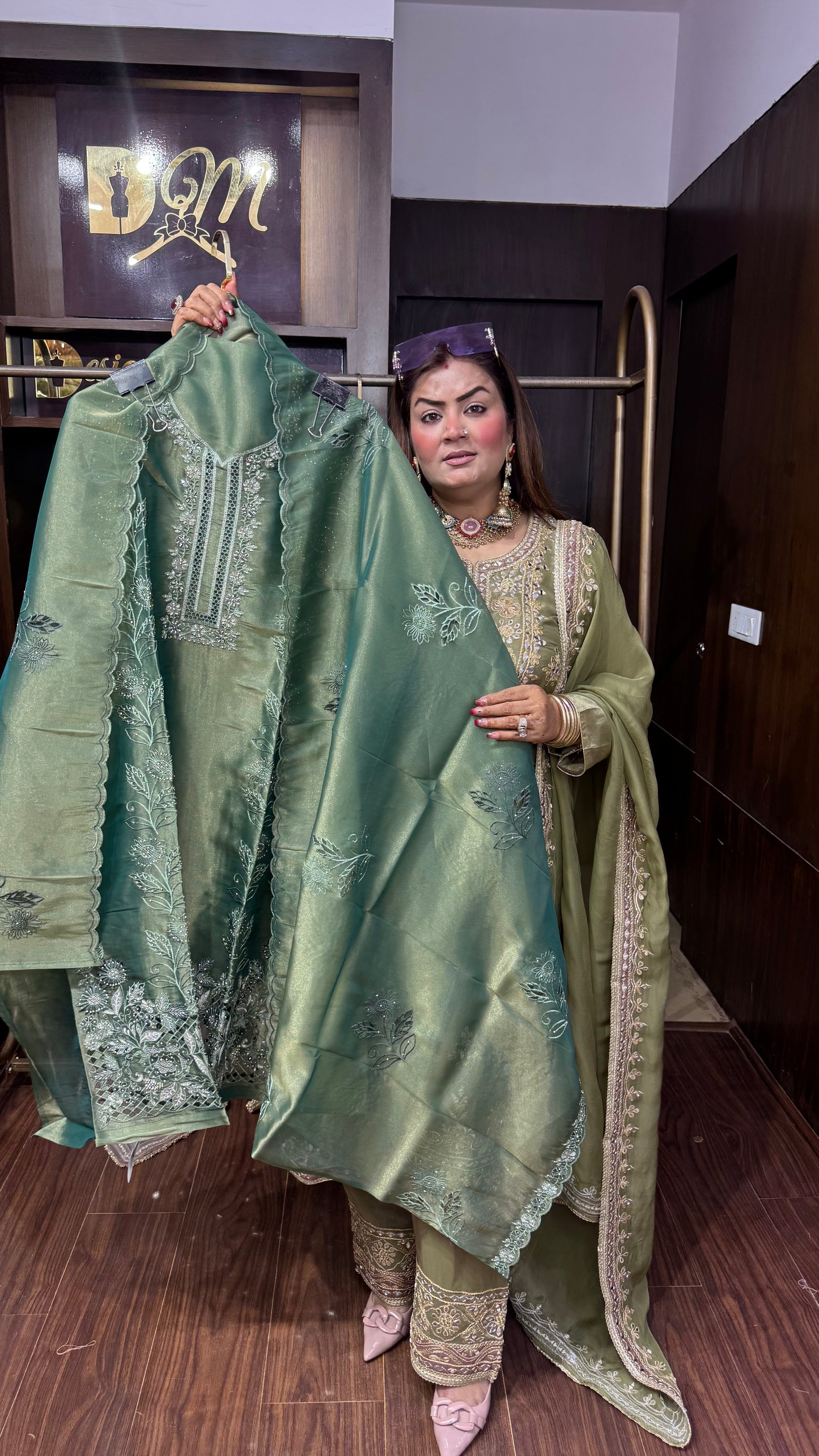 Elvaria Glass Tissue Unstitched Suit