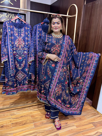 Sunehri Stitch Suit