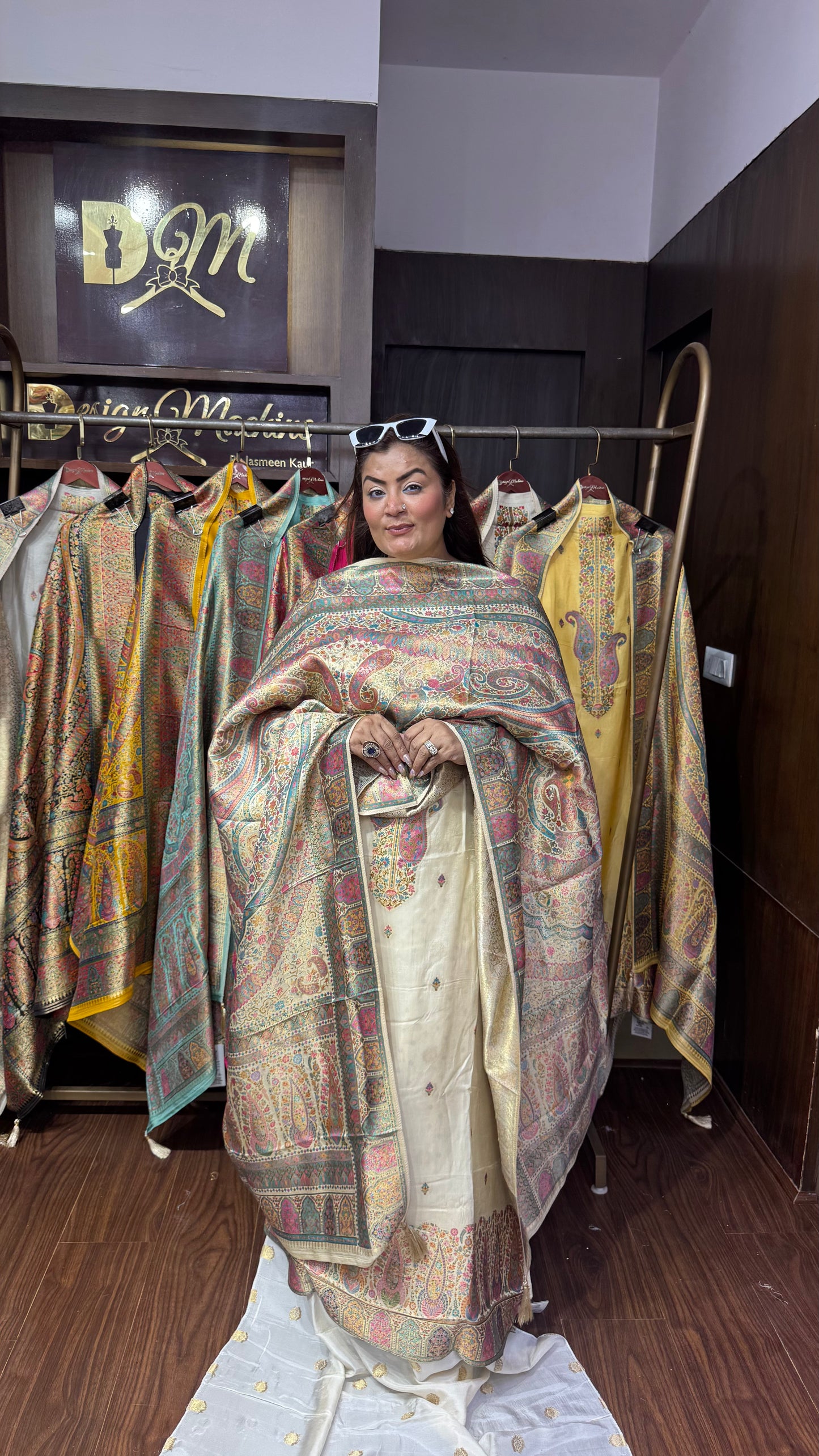 Ruhani Banarasi Unstitched Suit