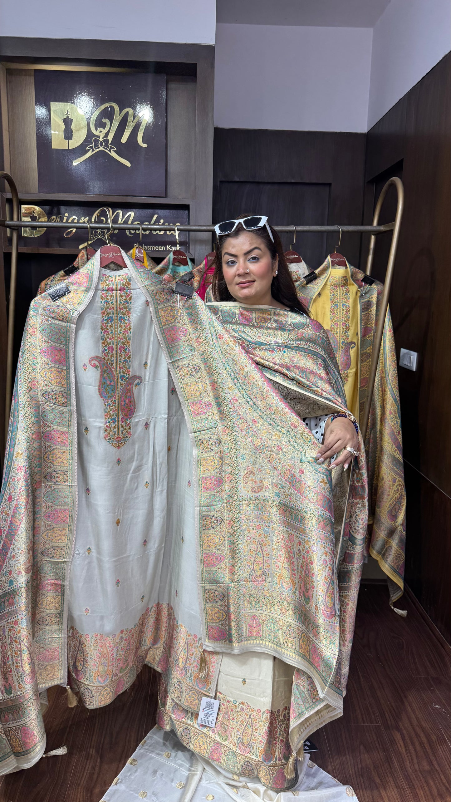 Ruhani Banarasi Unstitched Suit