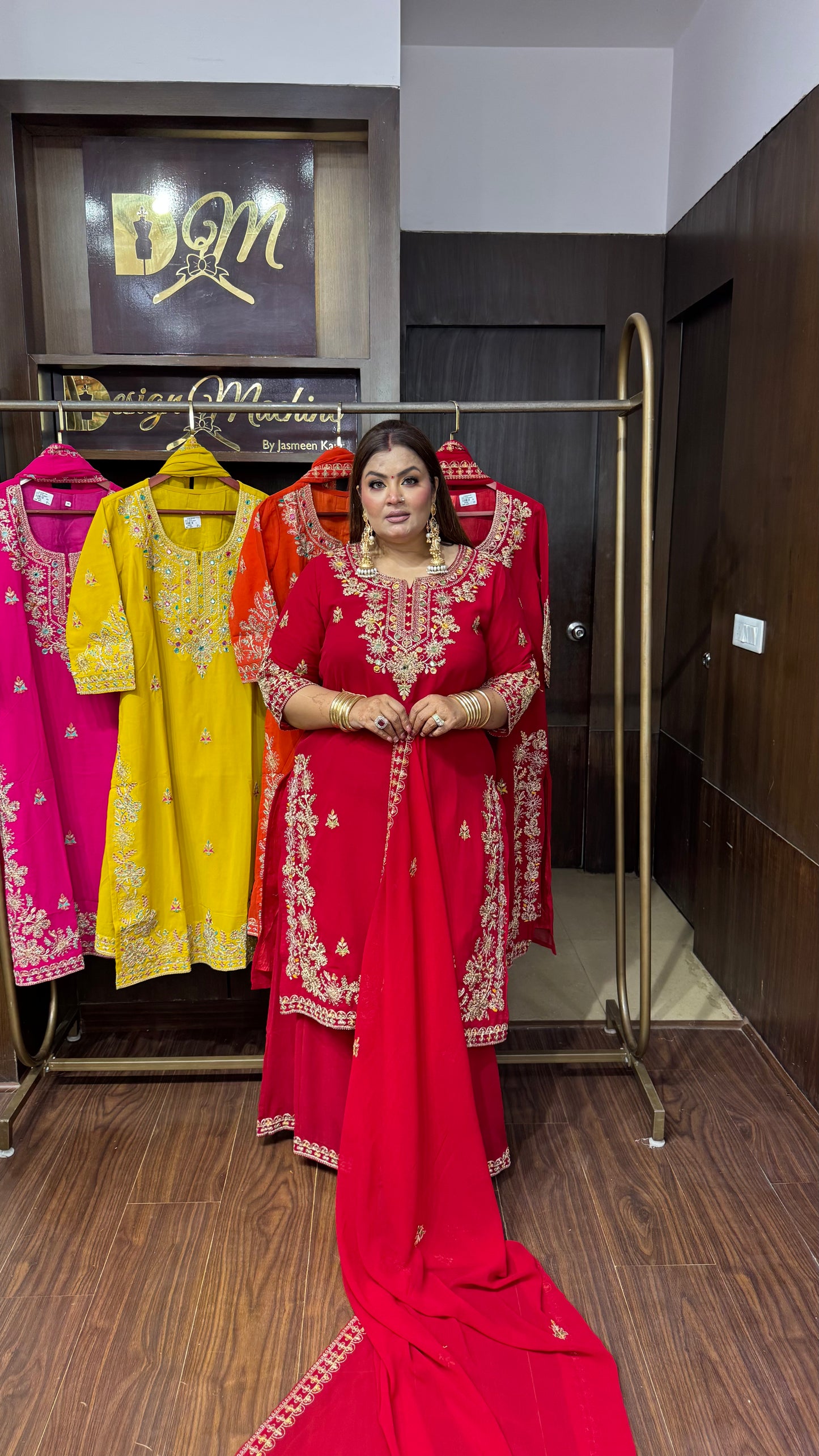 Avelina Pure Georgette Suit