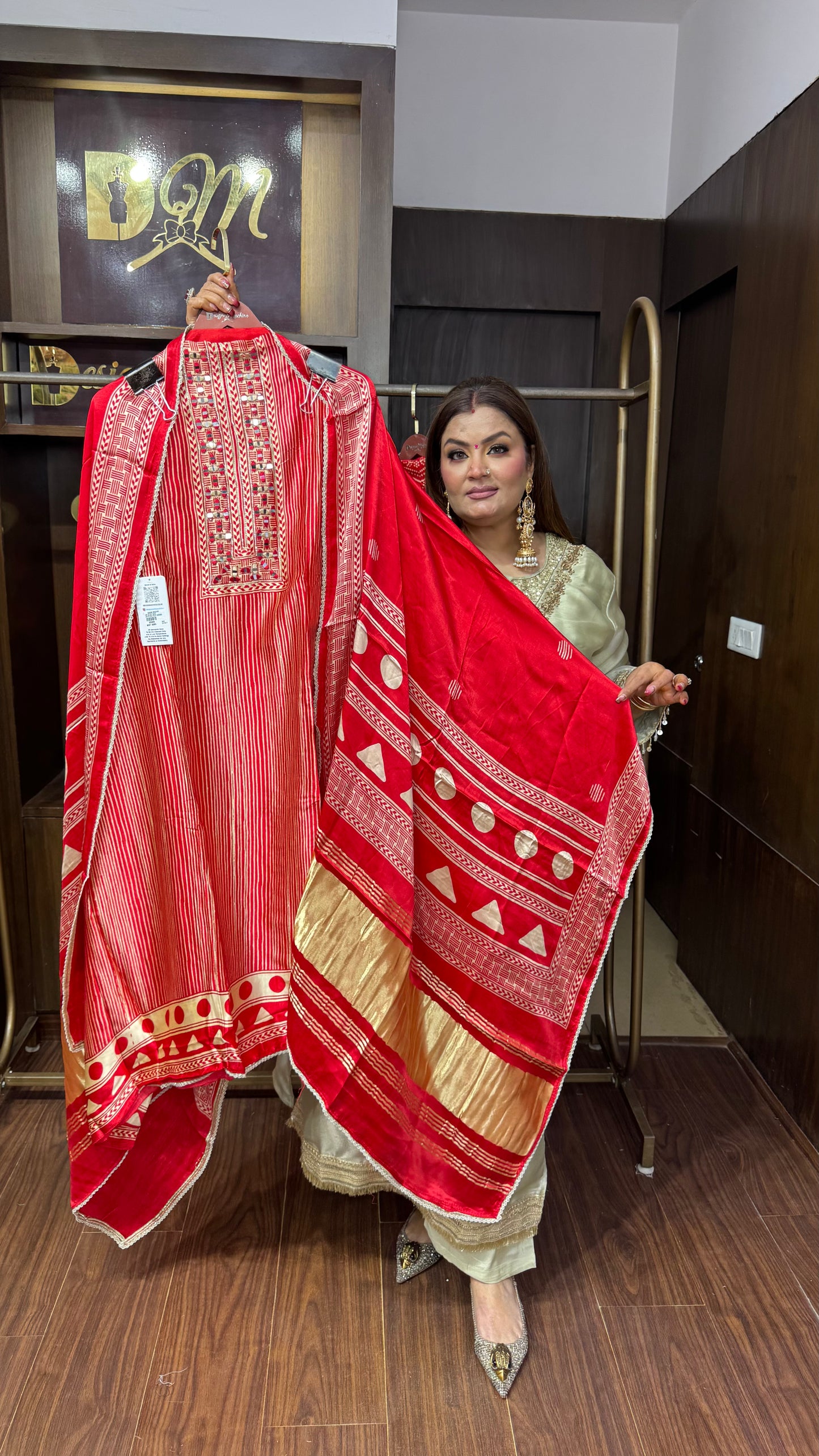 Zareen Gajji Silk Unstitched Suit