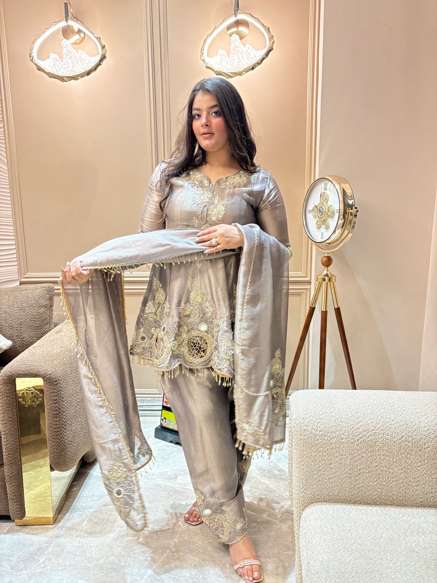 Afsana Cutwork Tissue