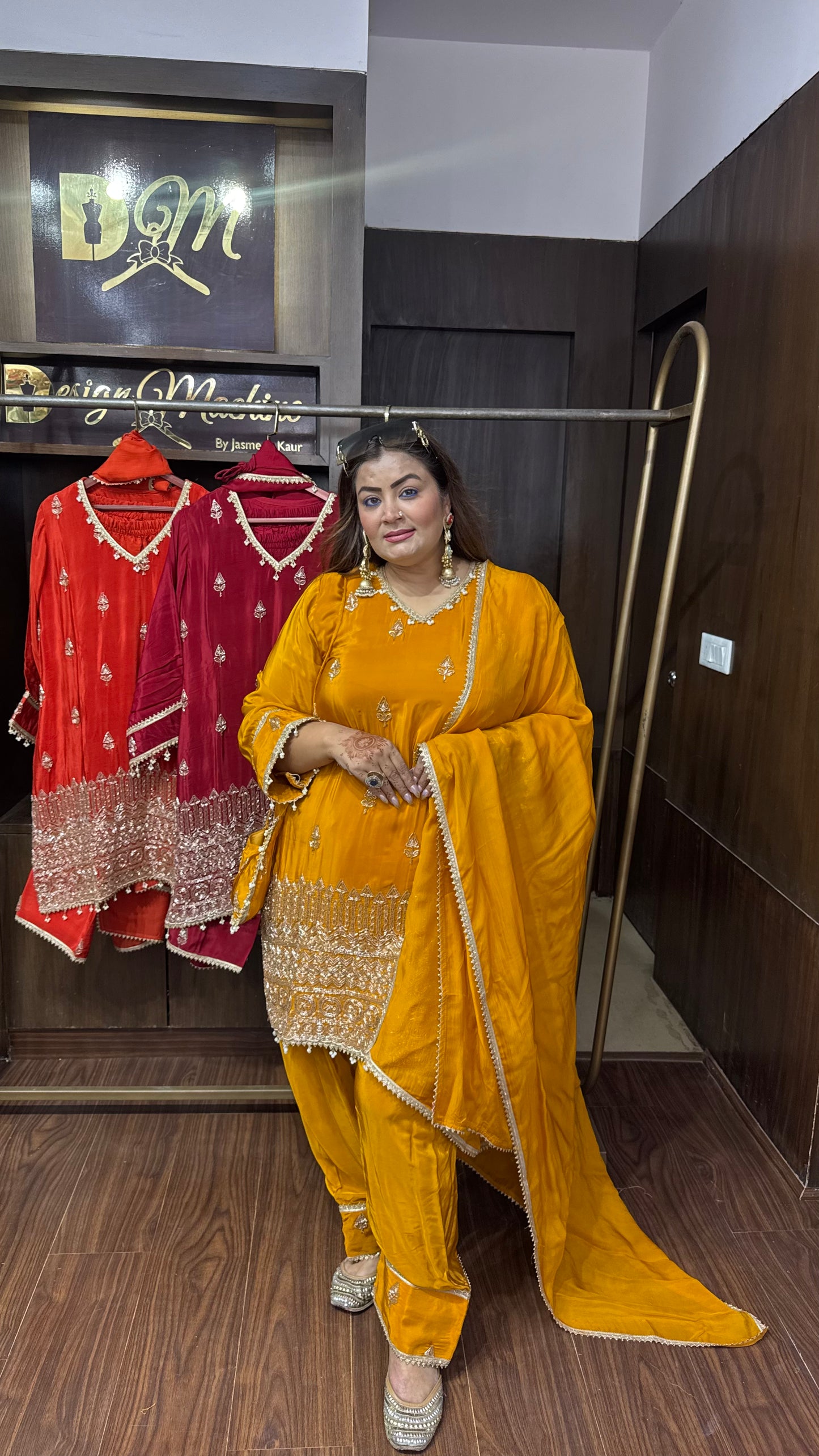 Mahira Pure Crepe Farshi Salwar Suit