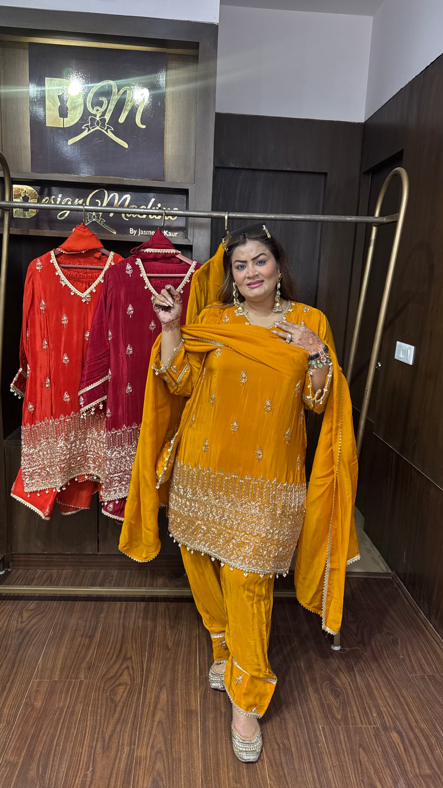 Mahira Pure Crepe Farshi Salwar Suit