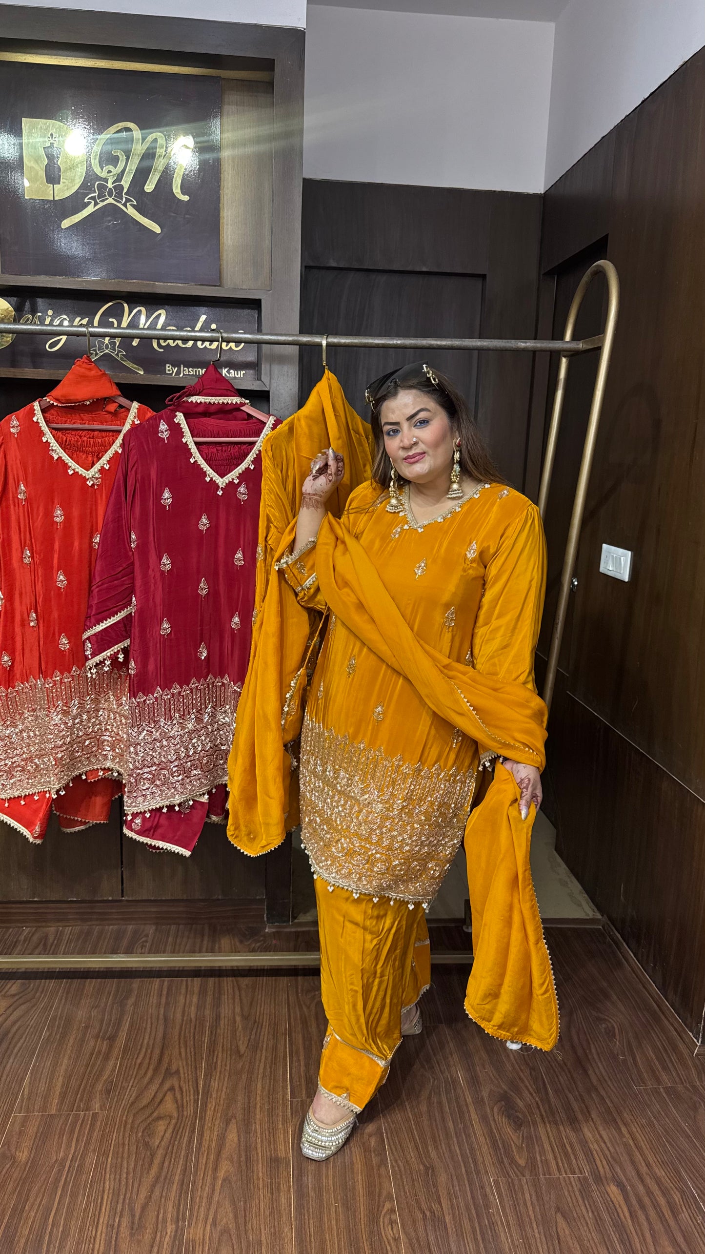 Mahira Pure Crepe Farshi Salwar Suit
