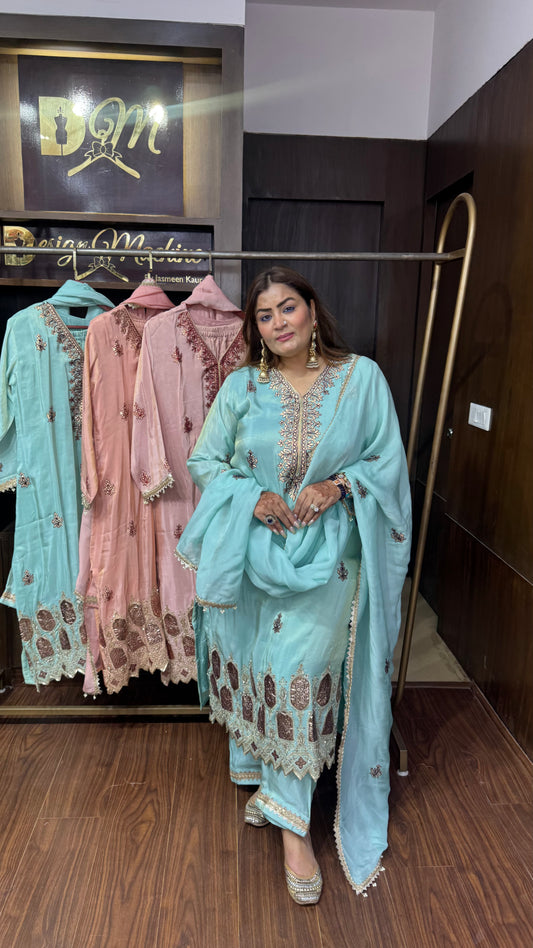 Zariya Glass Tissue Suit