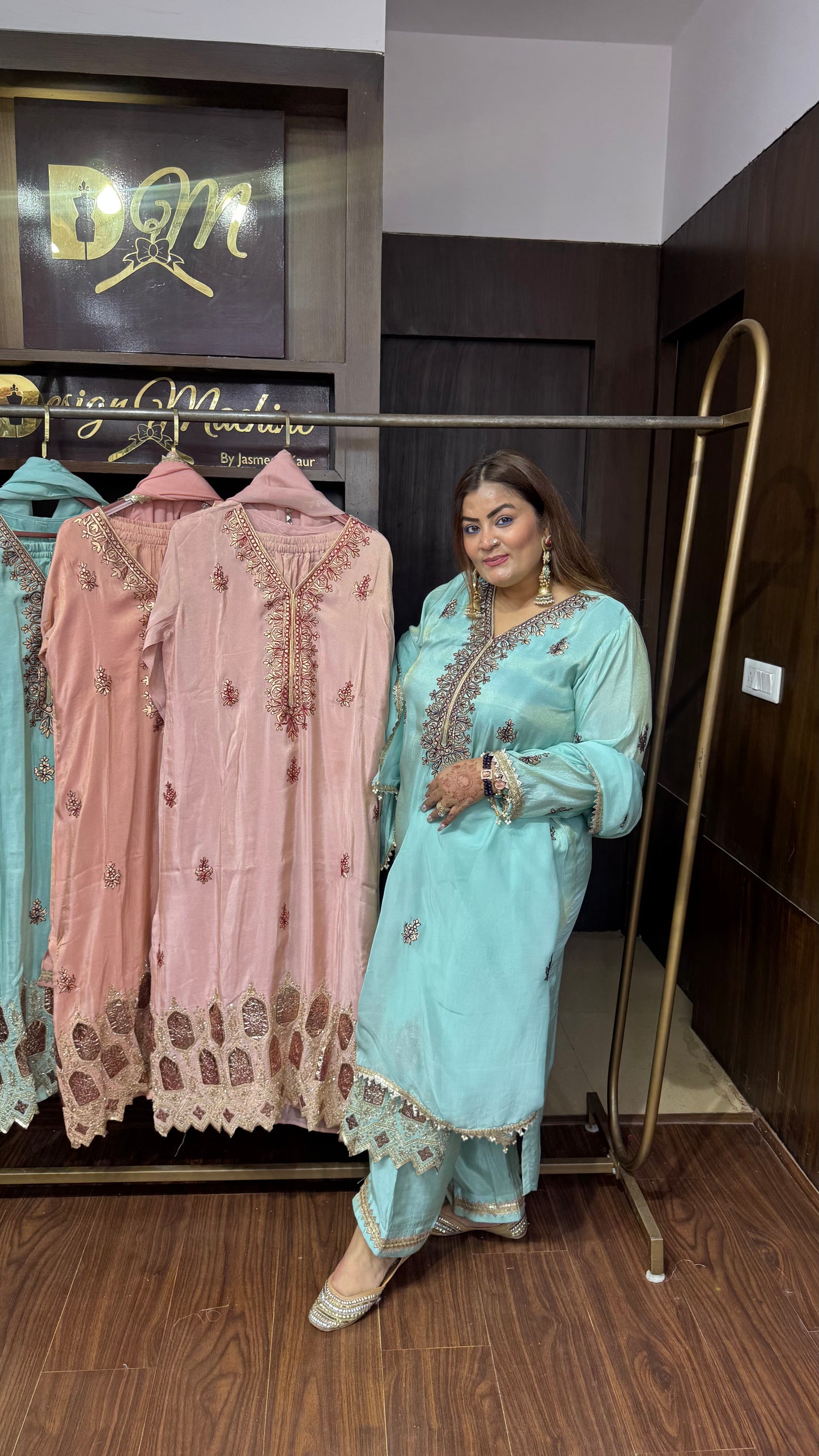 Zariya Glass Tissue Suit