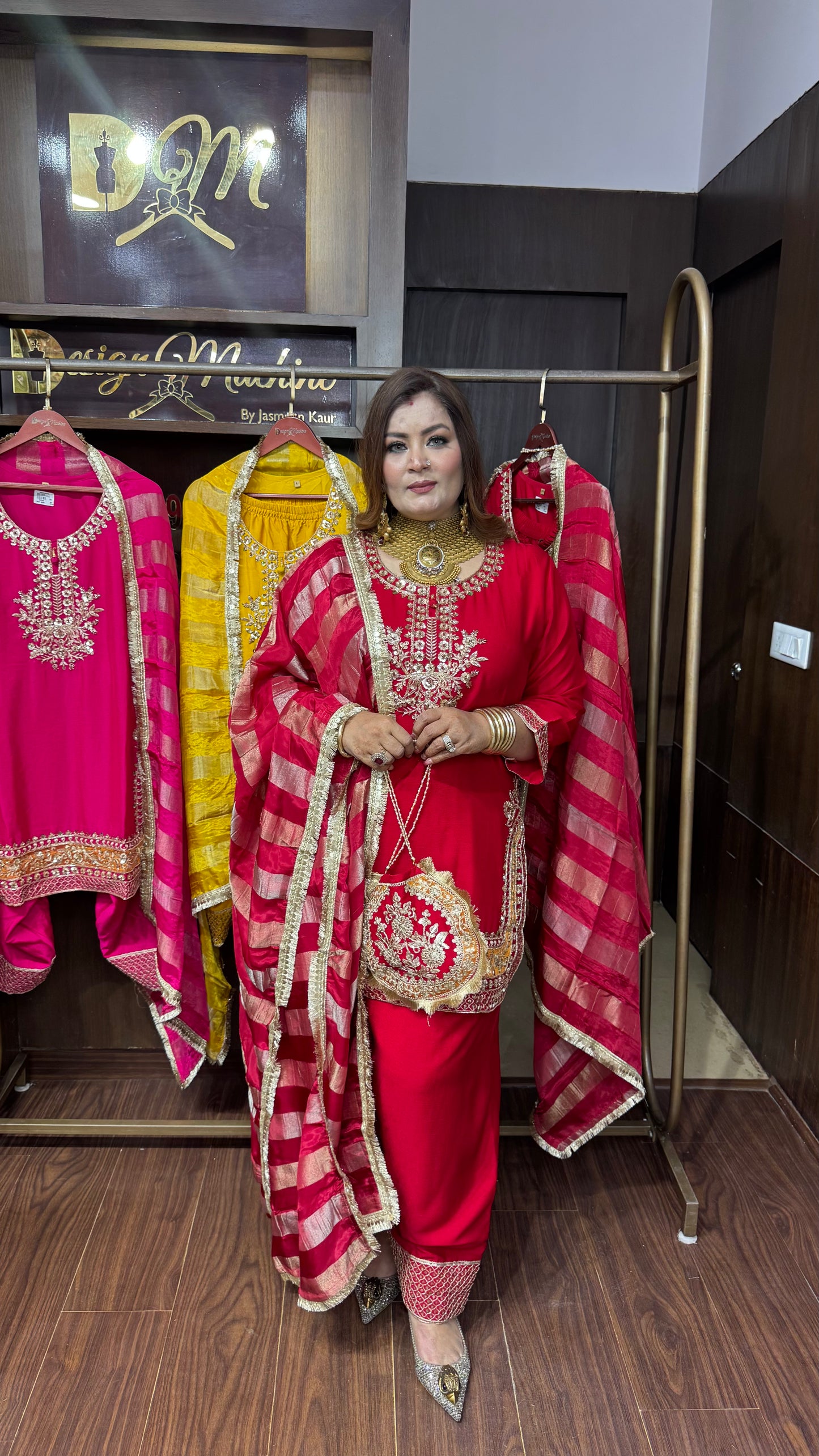 Zarelle Glass Tissue Farshi Salwar Suit