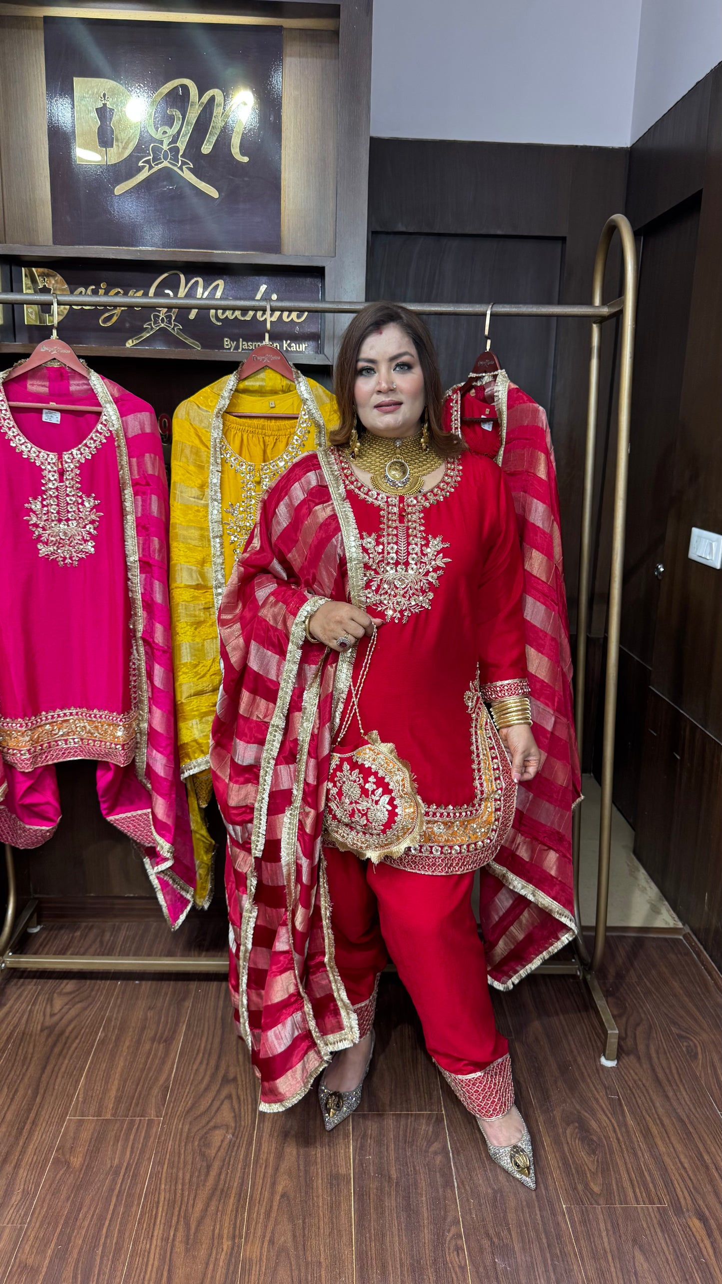 Zarelle Glass Tissue Farshi Salwar Suit
