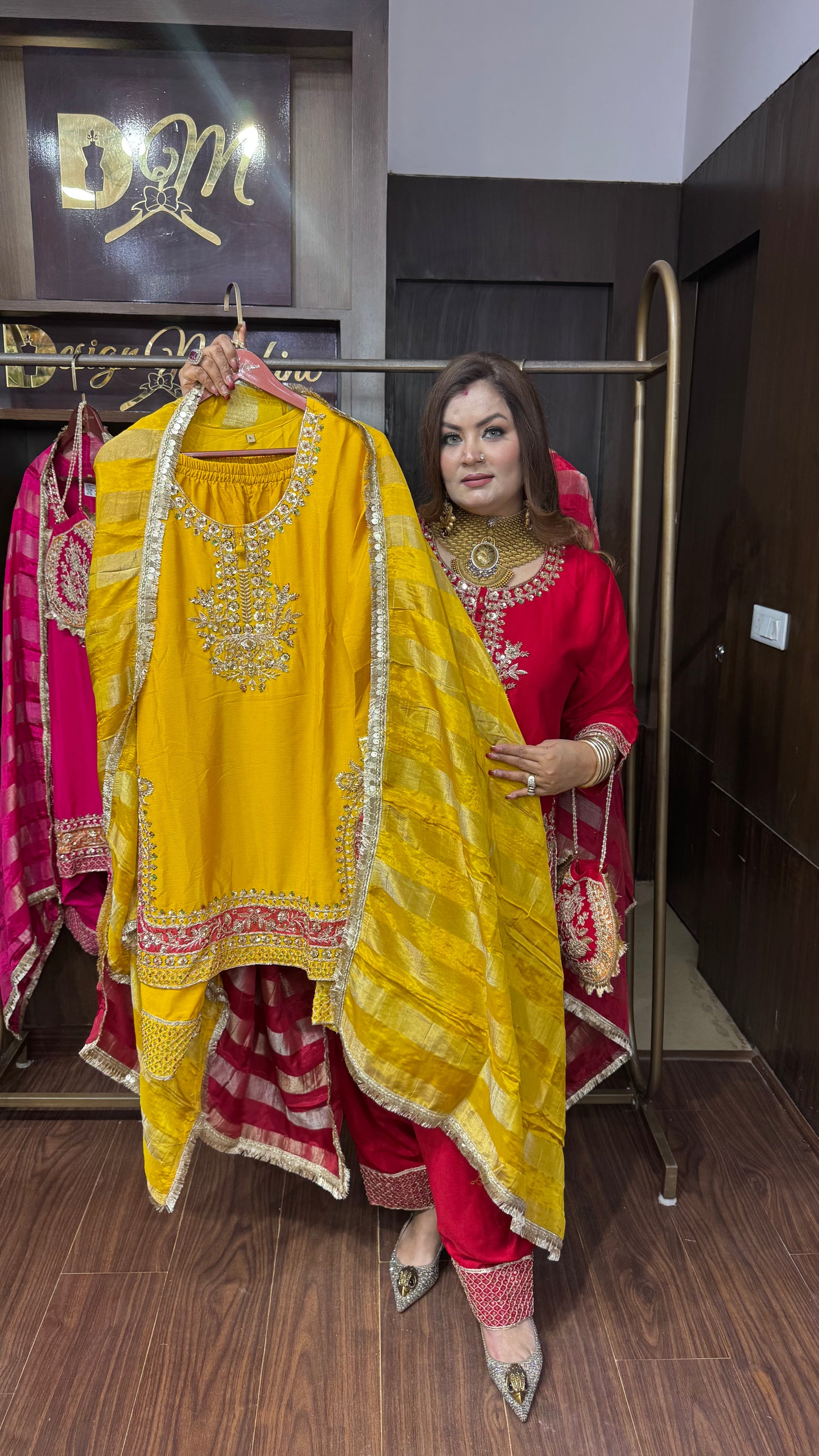 Zarelle Glass Tissue Farshi Salwar Suit
