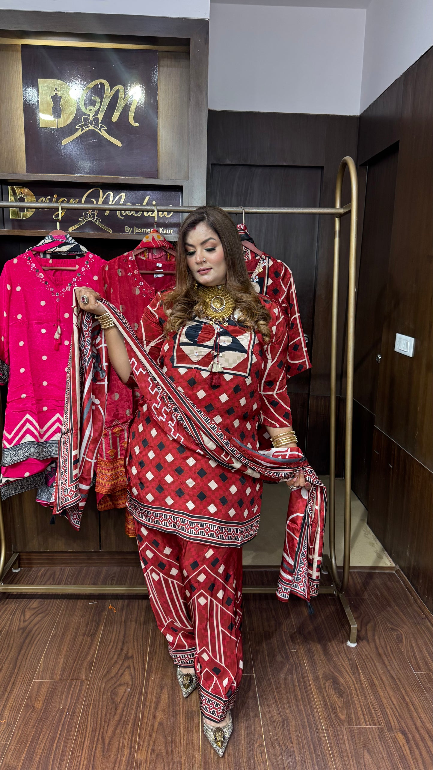 Nayelle Pure Crepe Suit