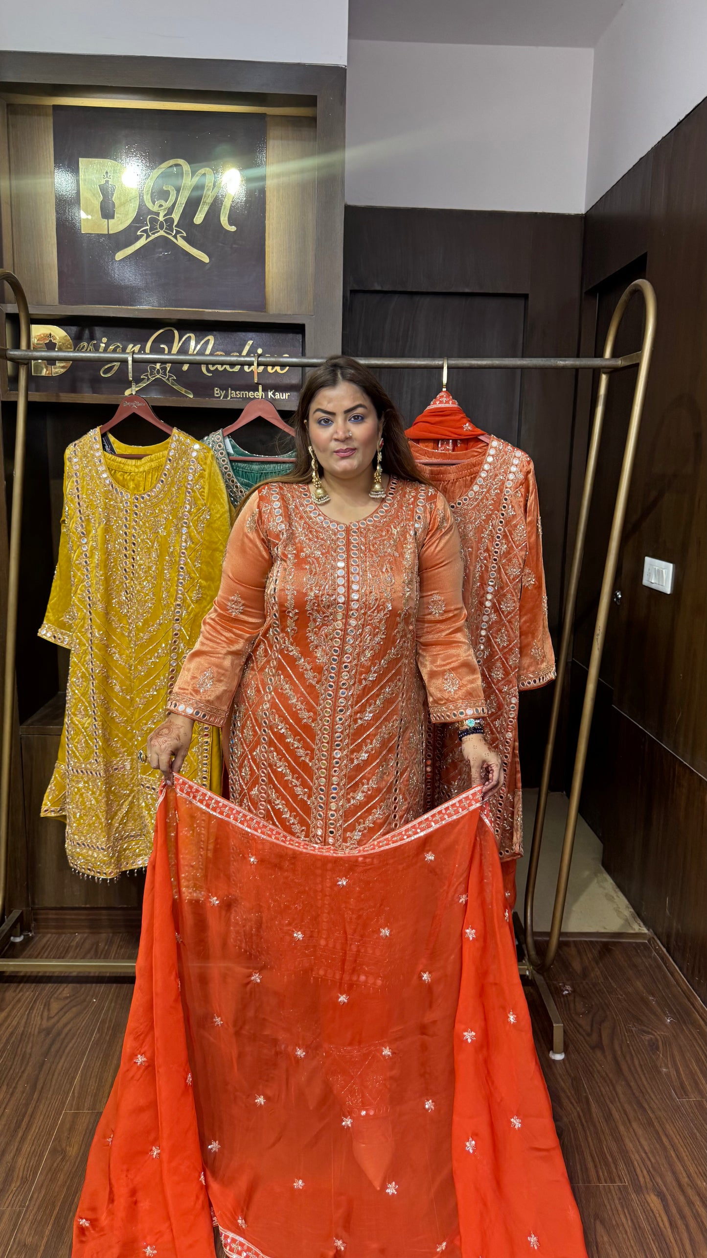 Nayara Glass Tissue Pakistani Suit