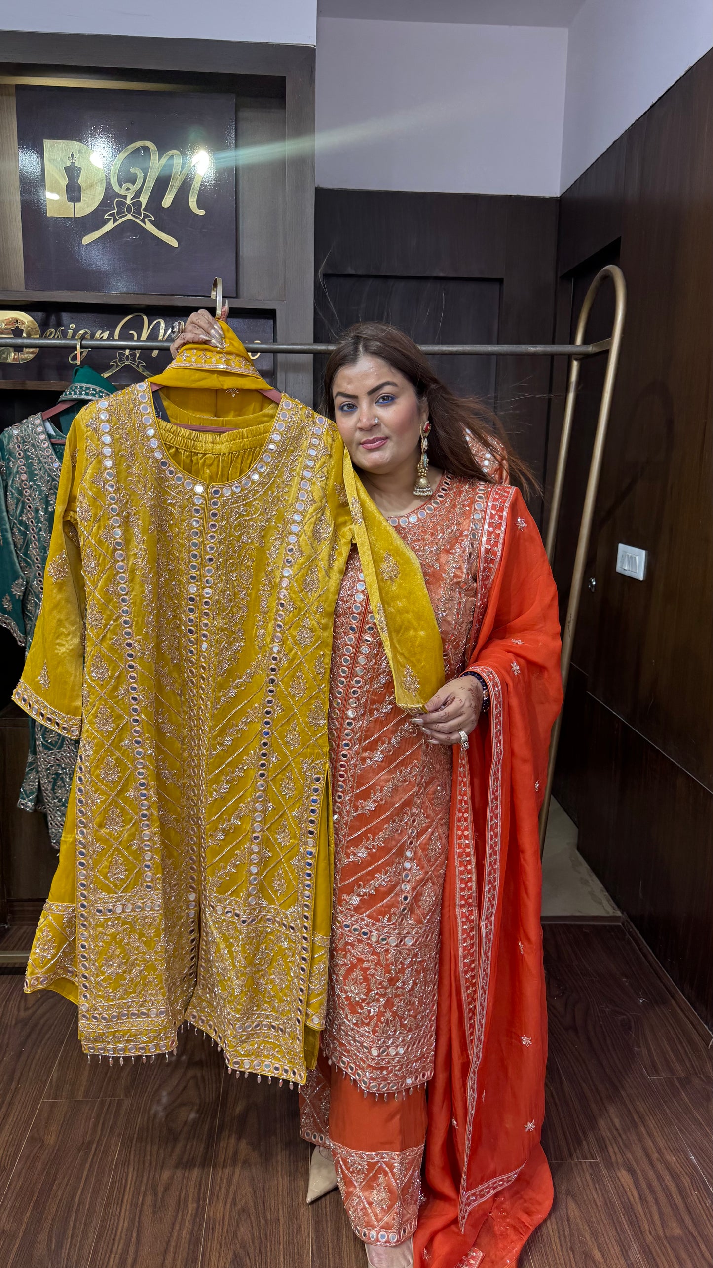 Nayara Glass Tissue Pakistani Suit