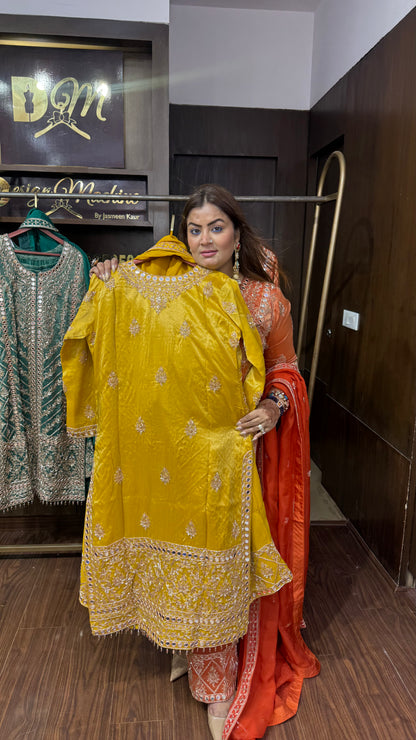 Nayara Glass Tissue Pakistani Suit