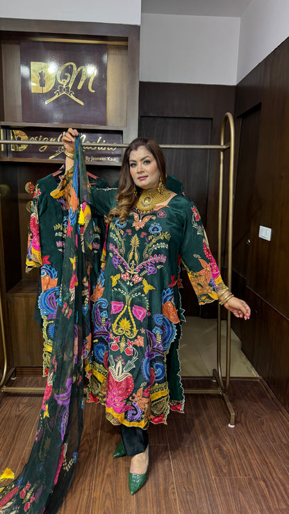 Veylora Pure Crepe Suit