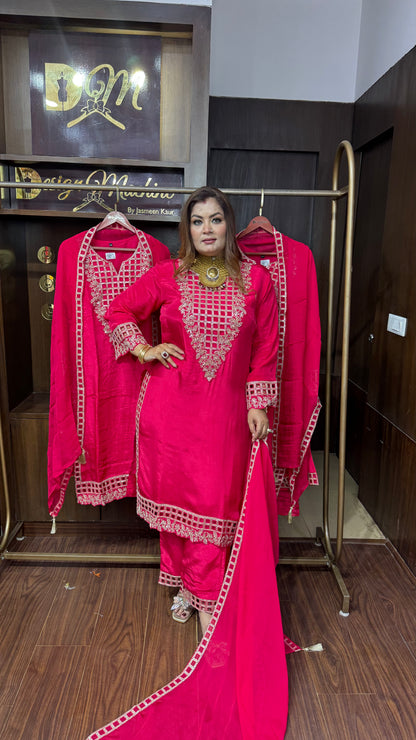 Elarisse Pure Crepe Suit