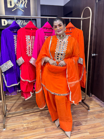 Sunehri Line (Stitch)