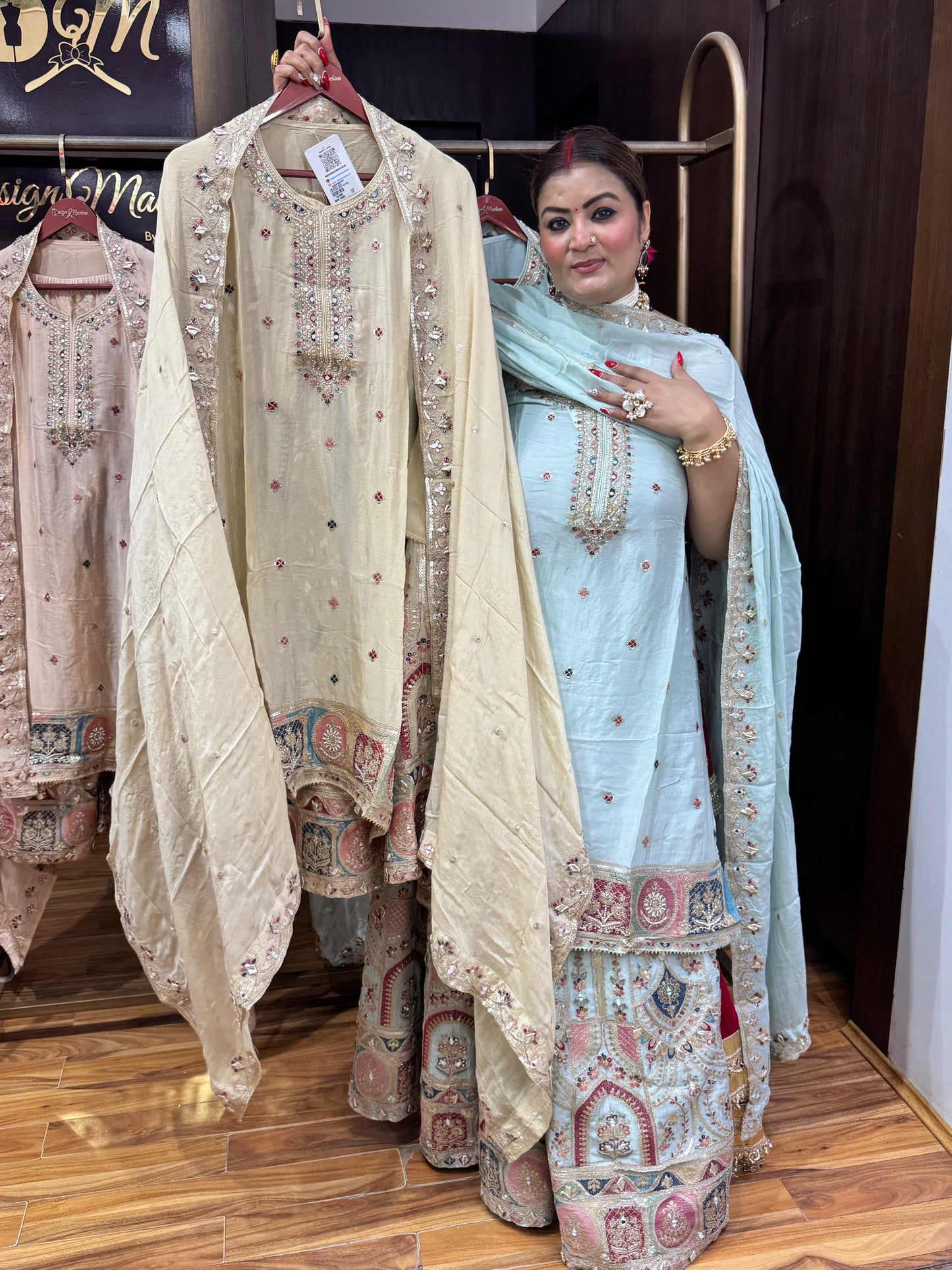 Royal Radiance (Semi-Stitched)