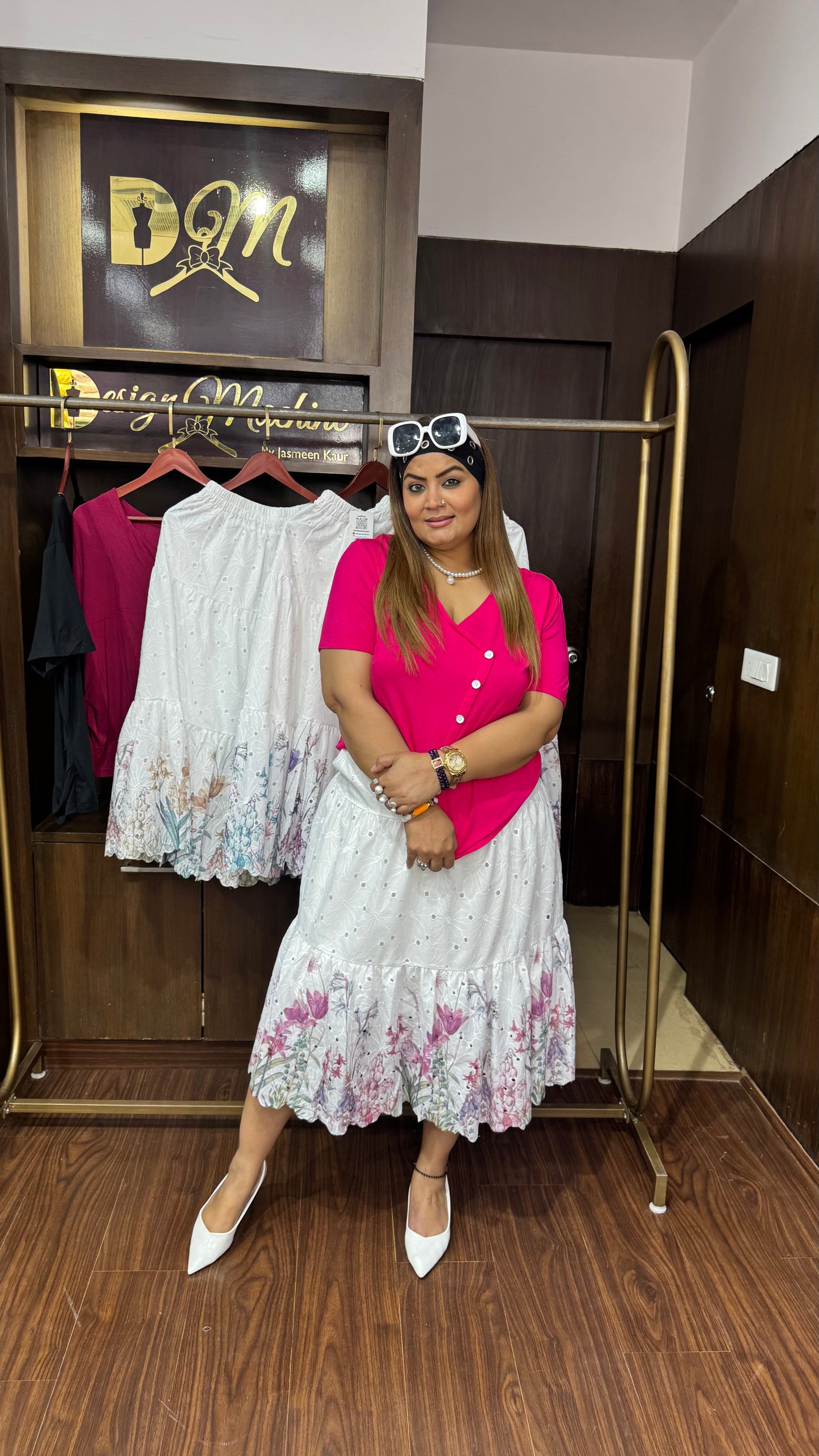Novella (Hakoba Chikan Skirt)