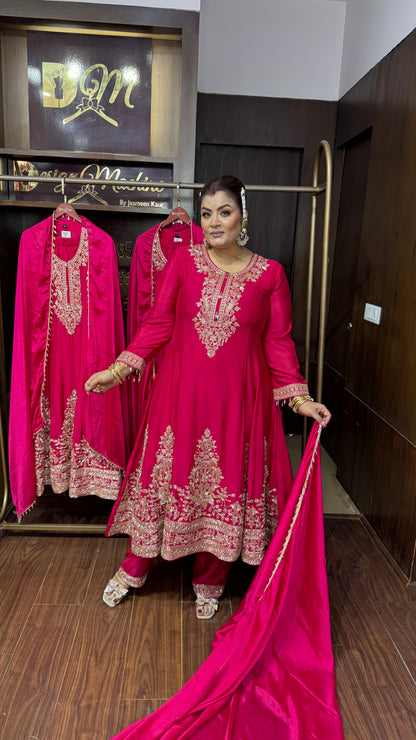 Aavira Chunon Anarkali Suit