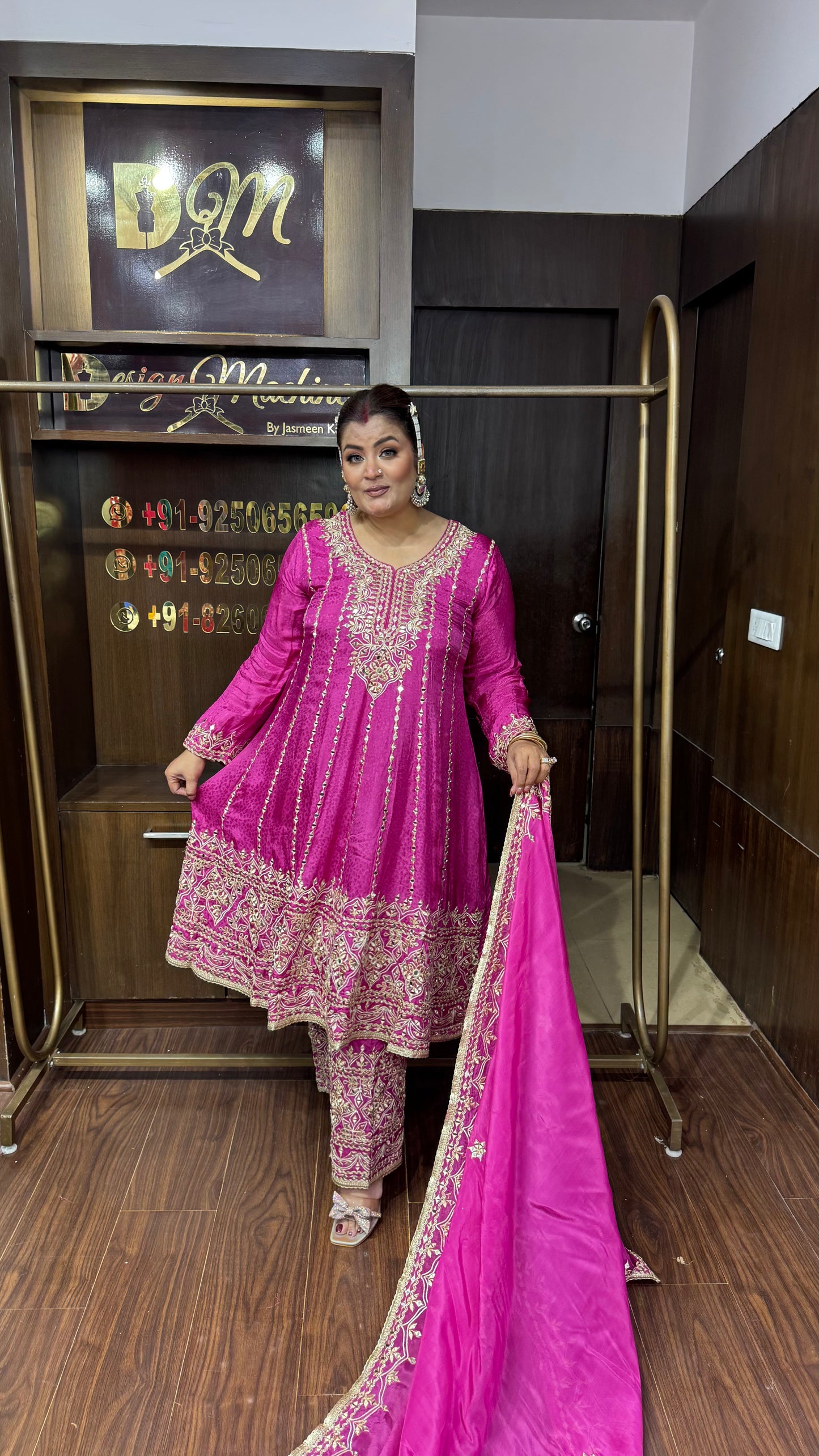 Mahira Chunon Farshi Anarkali Suit