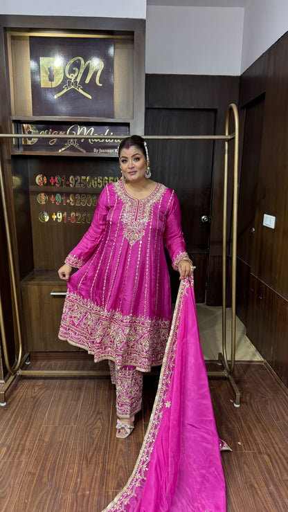 Mahira Chunon Farshi Anarkali Suit