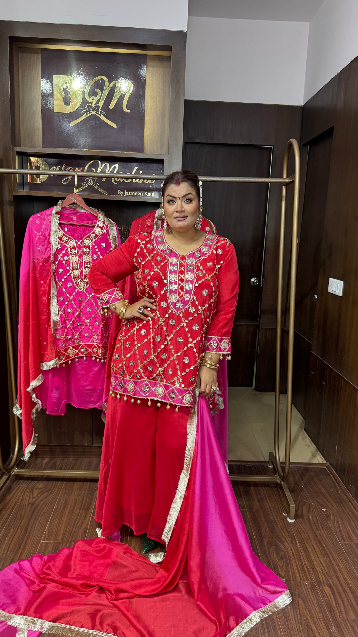 Naira Chunon Crepe Suit