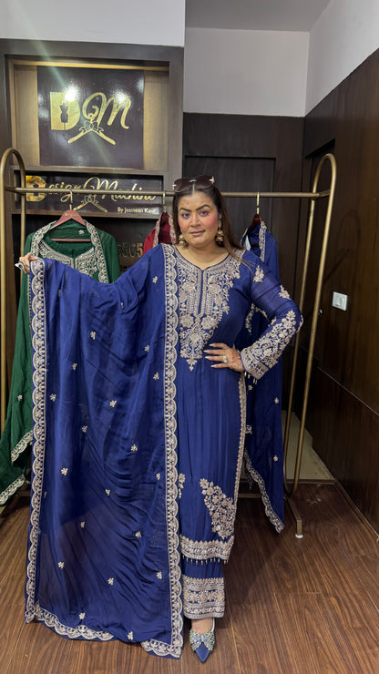 Mahira Pure Chunon Pakistani Suit