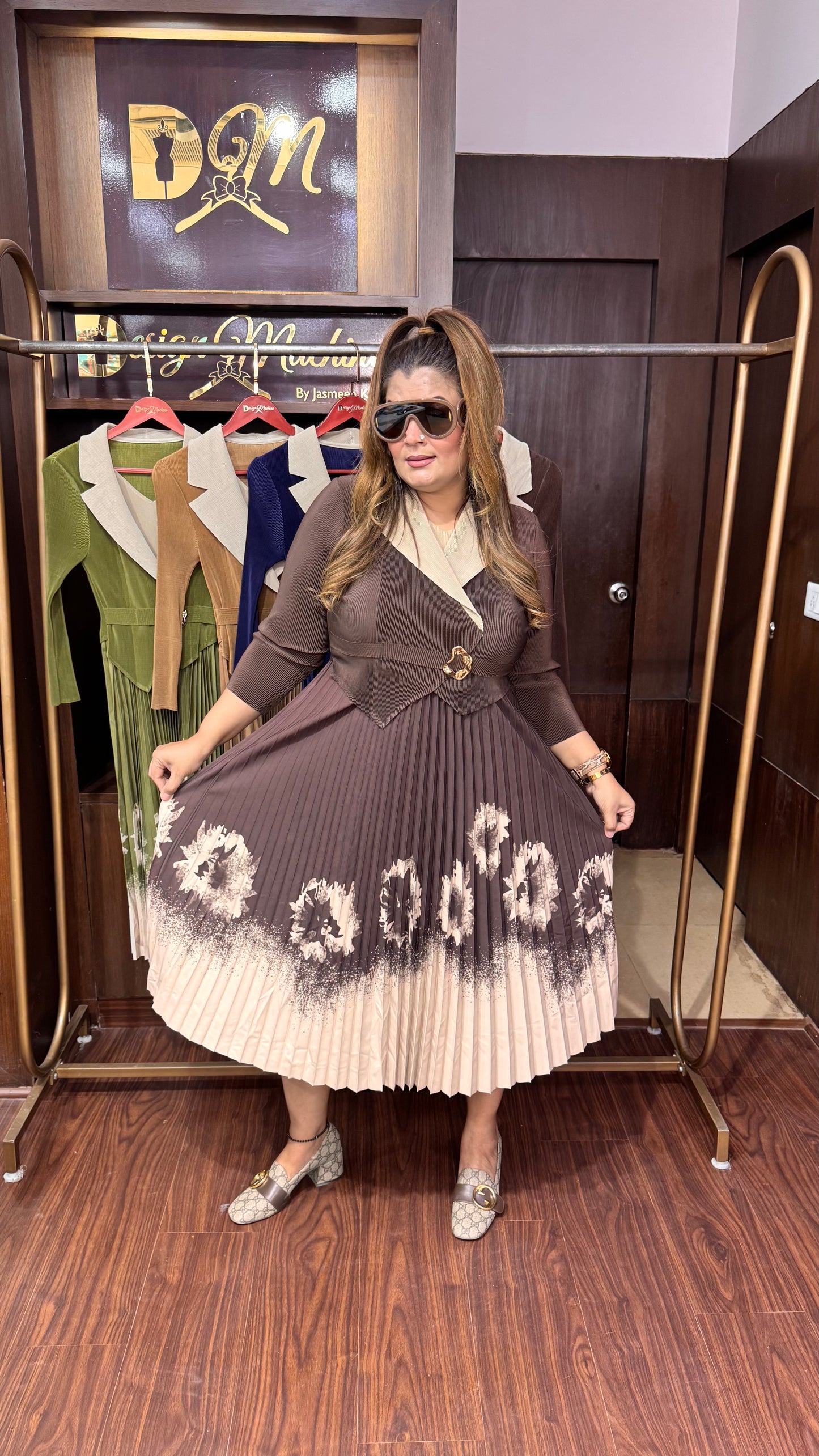 Ruzara (Magic Dress)