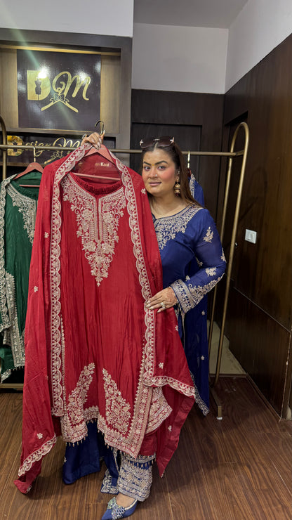 Mahira Pure Chunon Pakistani Suit
