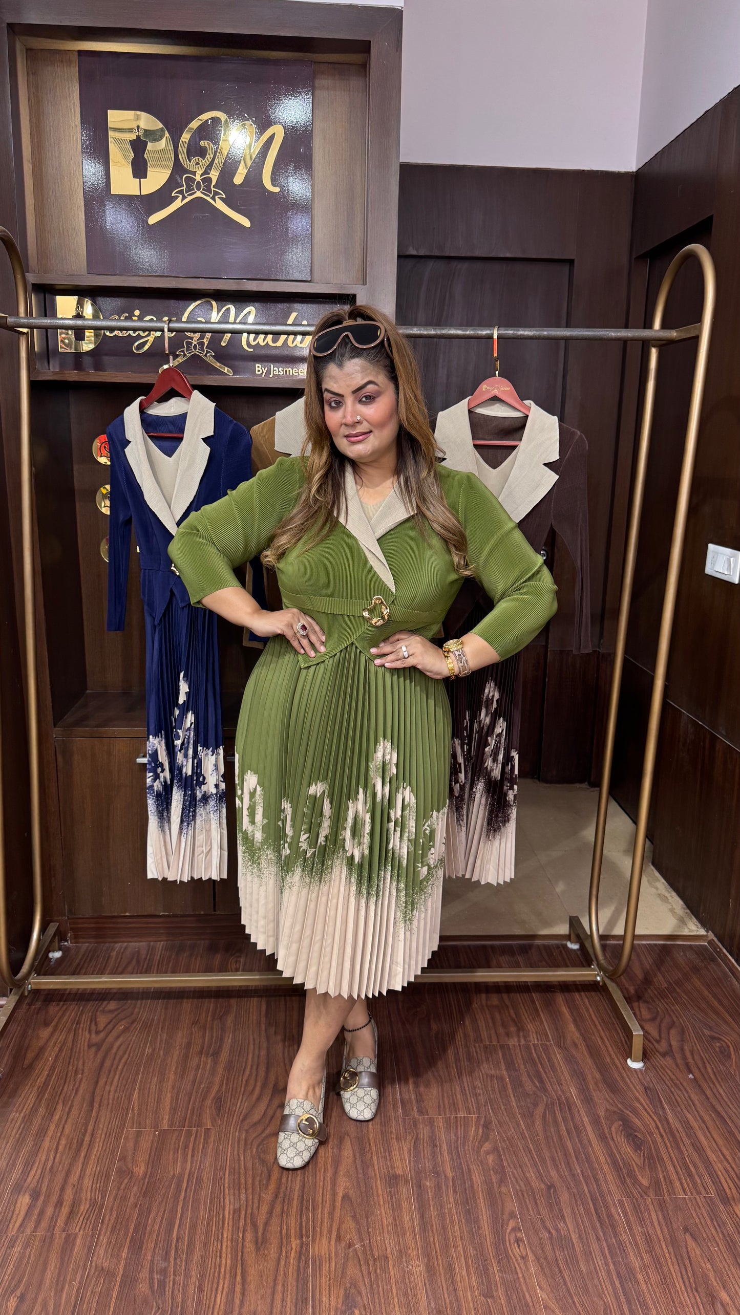 Ruzara (Magic Dress)