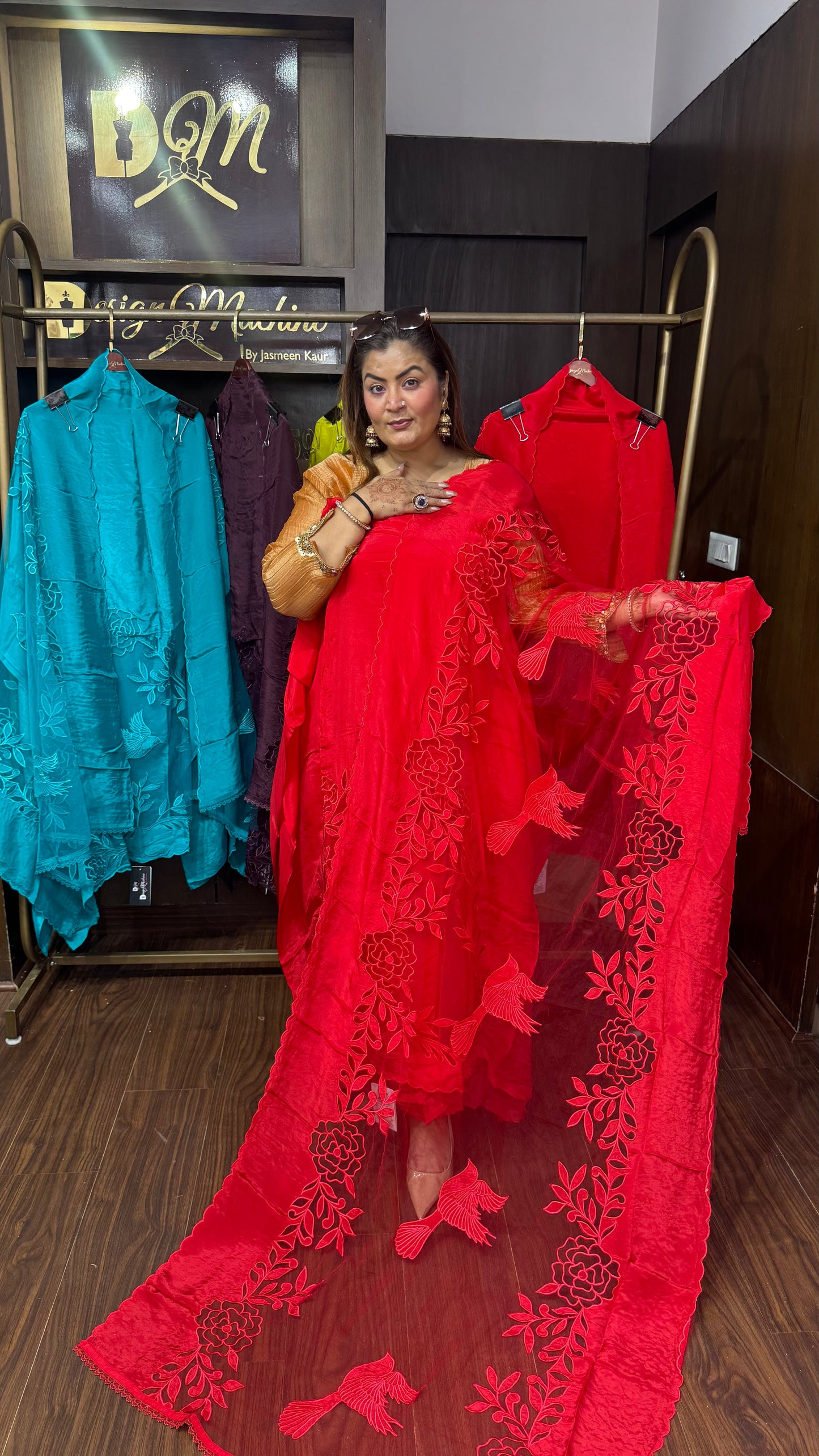 Saanvika Pure Crepe Unstitched Suit