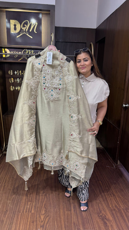 Nyrina (Ziraf Tissue Unstitch Suit)