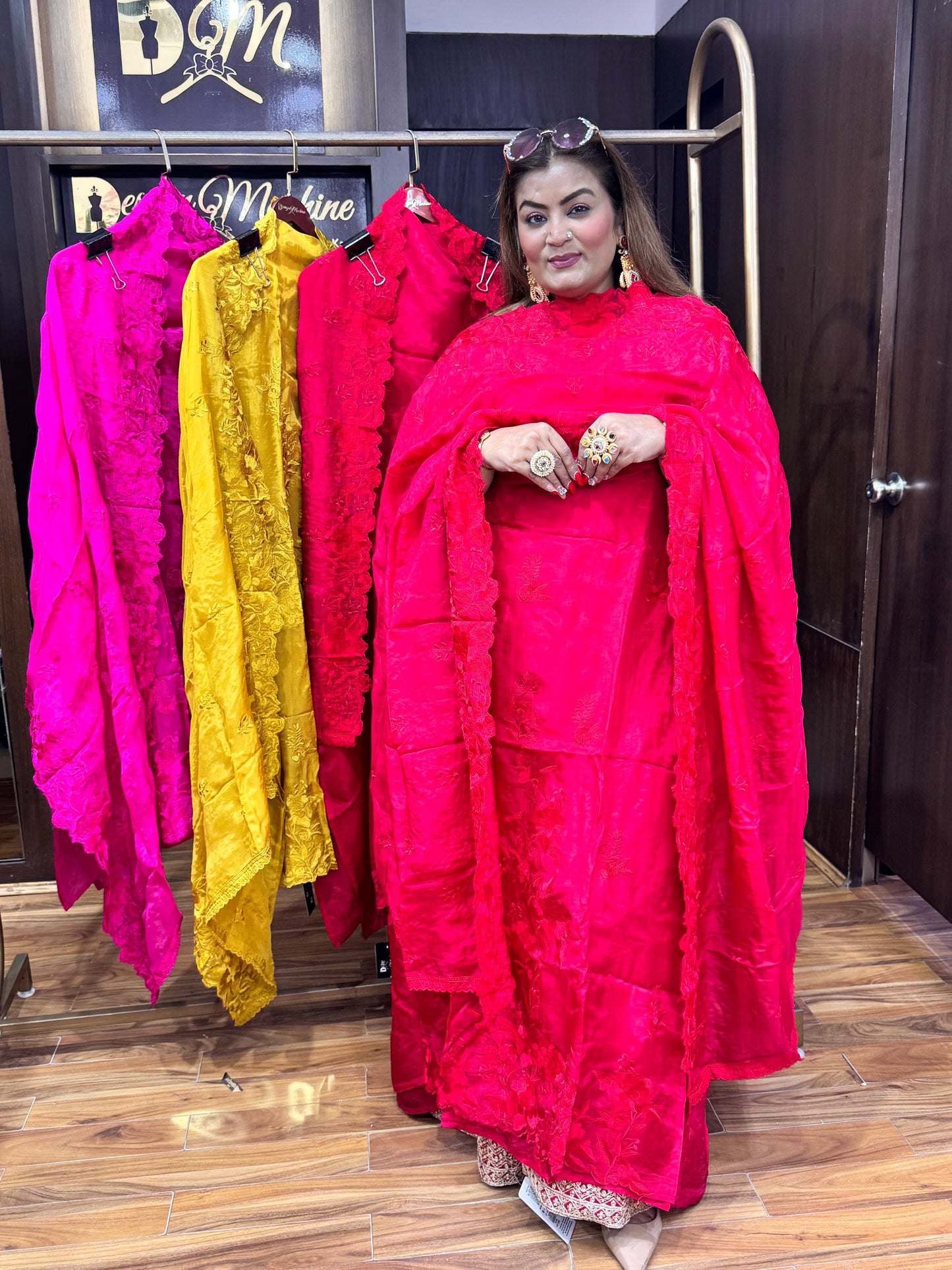 Zulf-e-Noor (Fabric Suit)