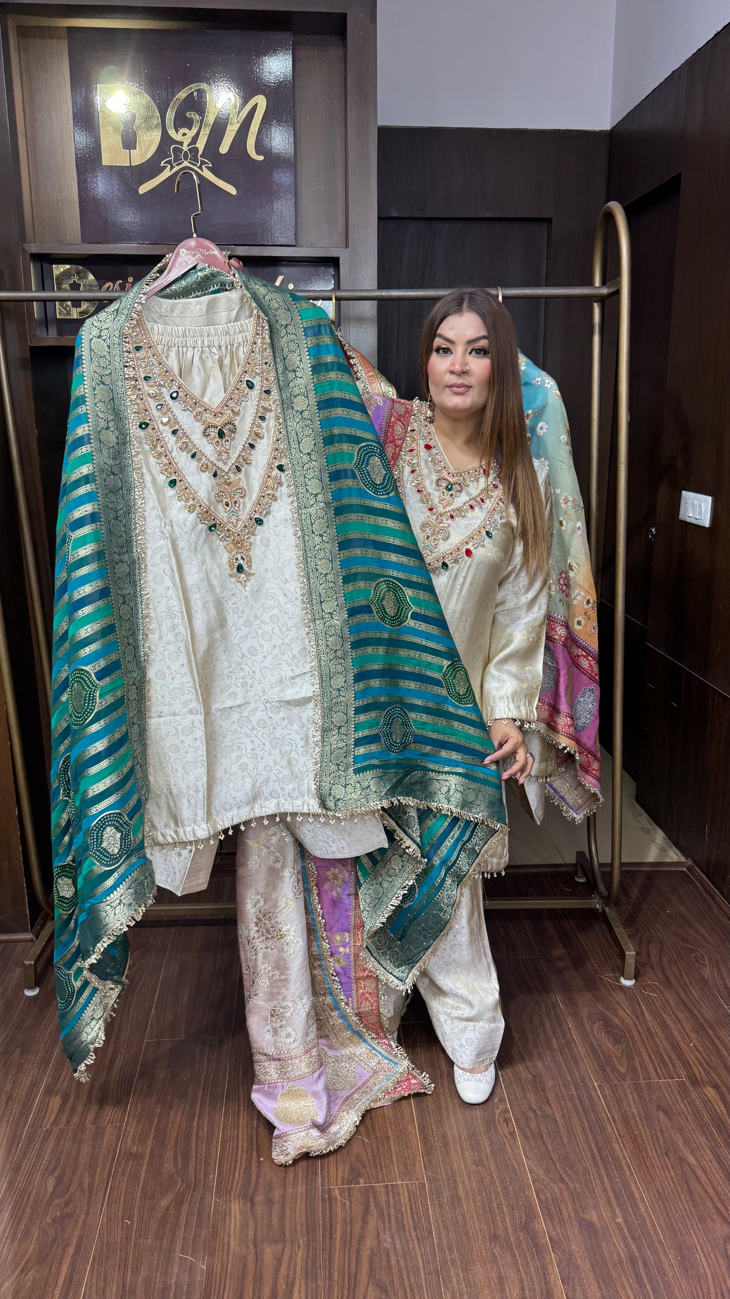 Harleen (Jacquard Silk Cordset)