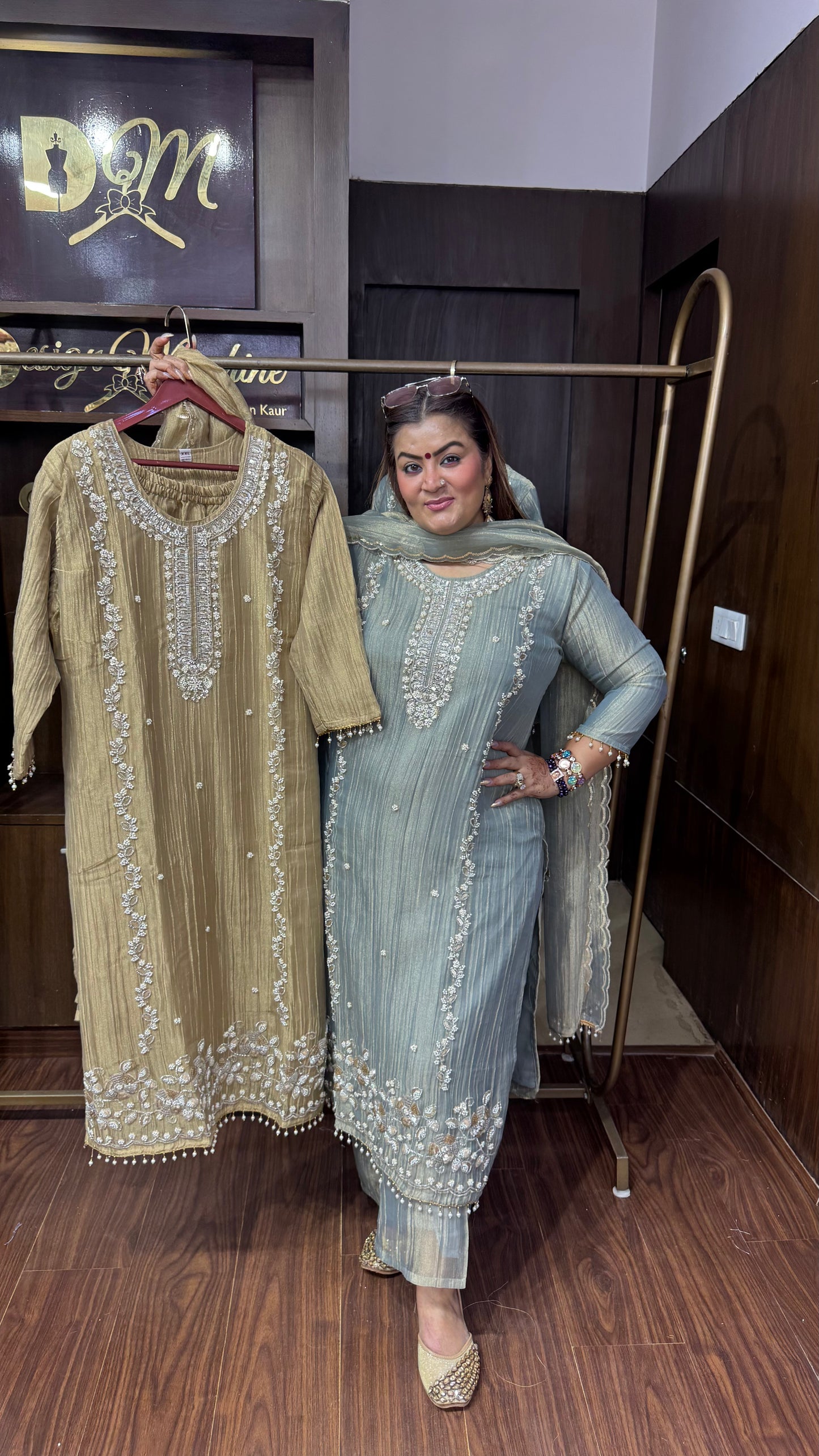 Elaira Glass Tissue Suit