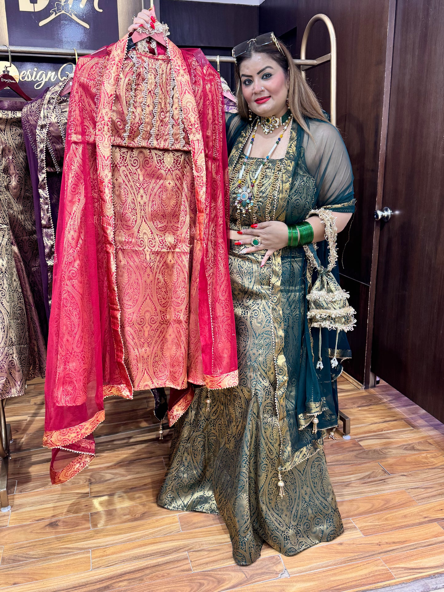 Empire (Broket Suit)