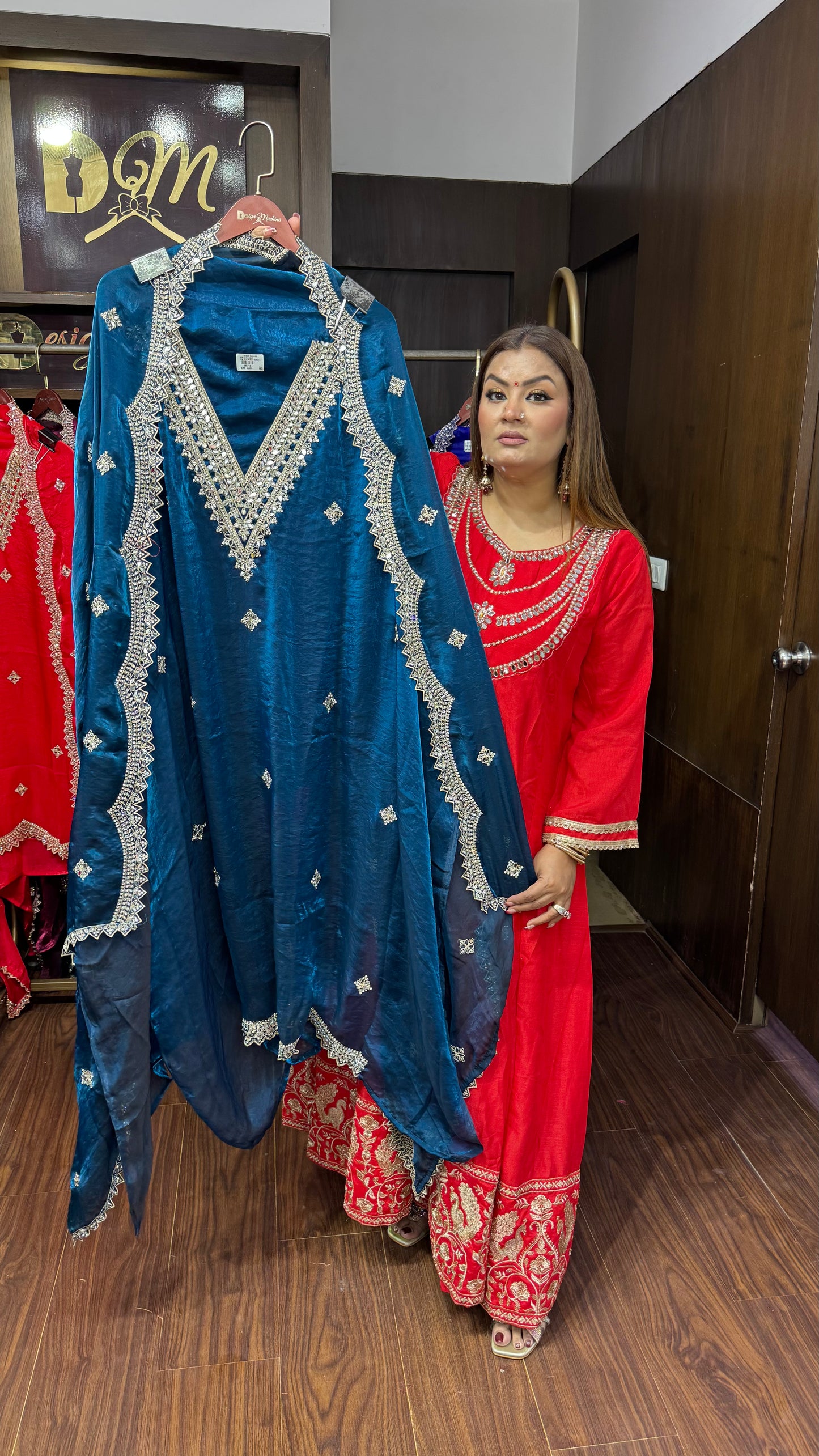 Ridima (Unstitched Suit)