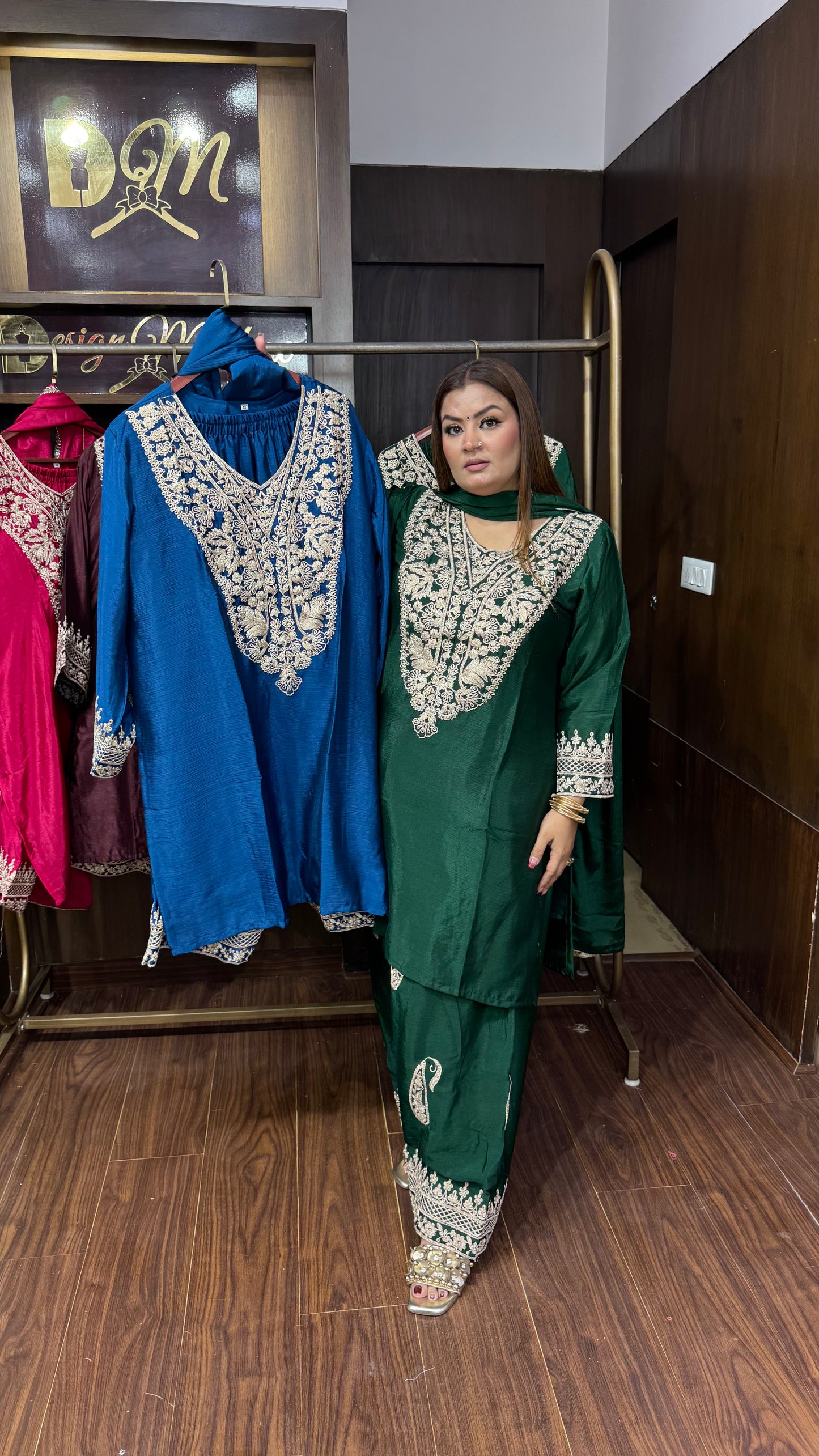 Hitakshi (Pure Chinnon Crepe Fabric Suit)