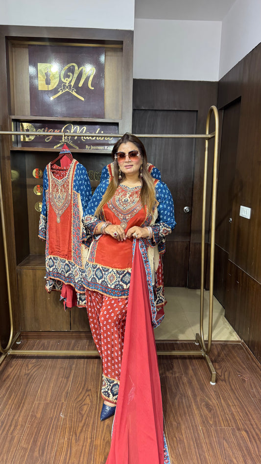 Aveline Pure Crepe Suit