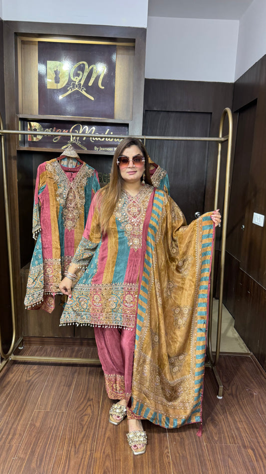 Nyra Pure Crepe Suit