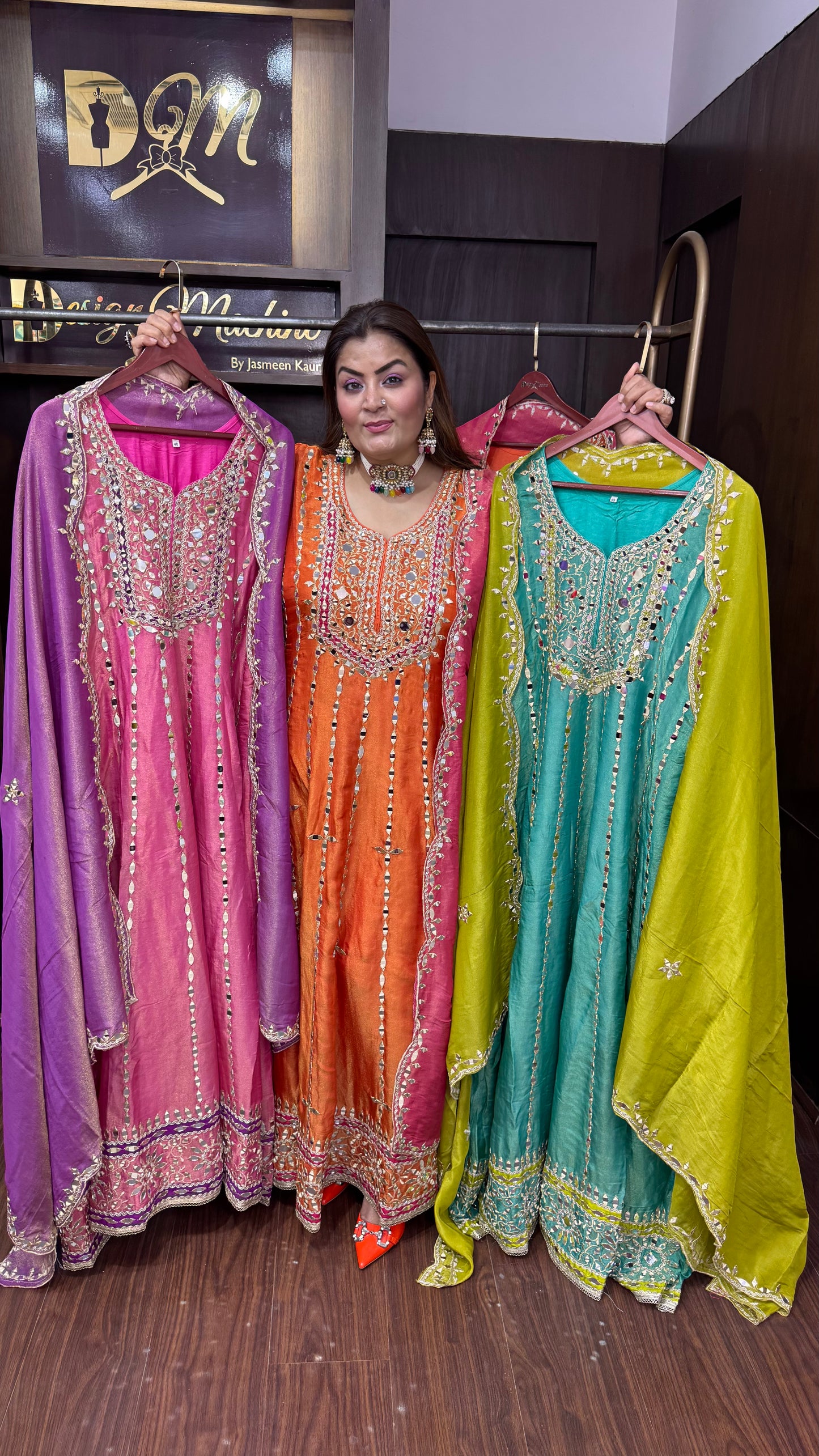 Shahi Sheesha Anarkali