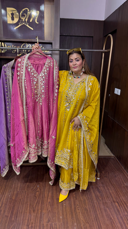 Husn-e-Noor Anarkali