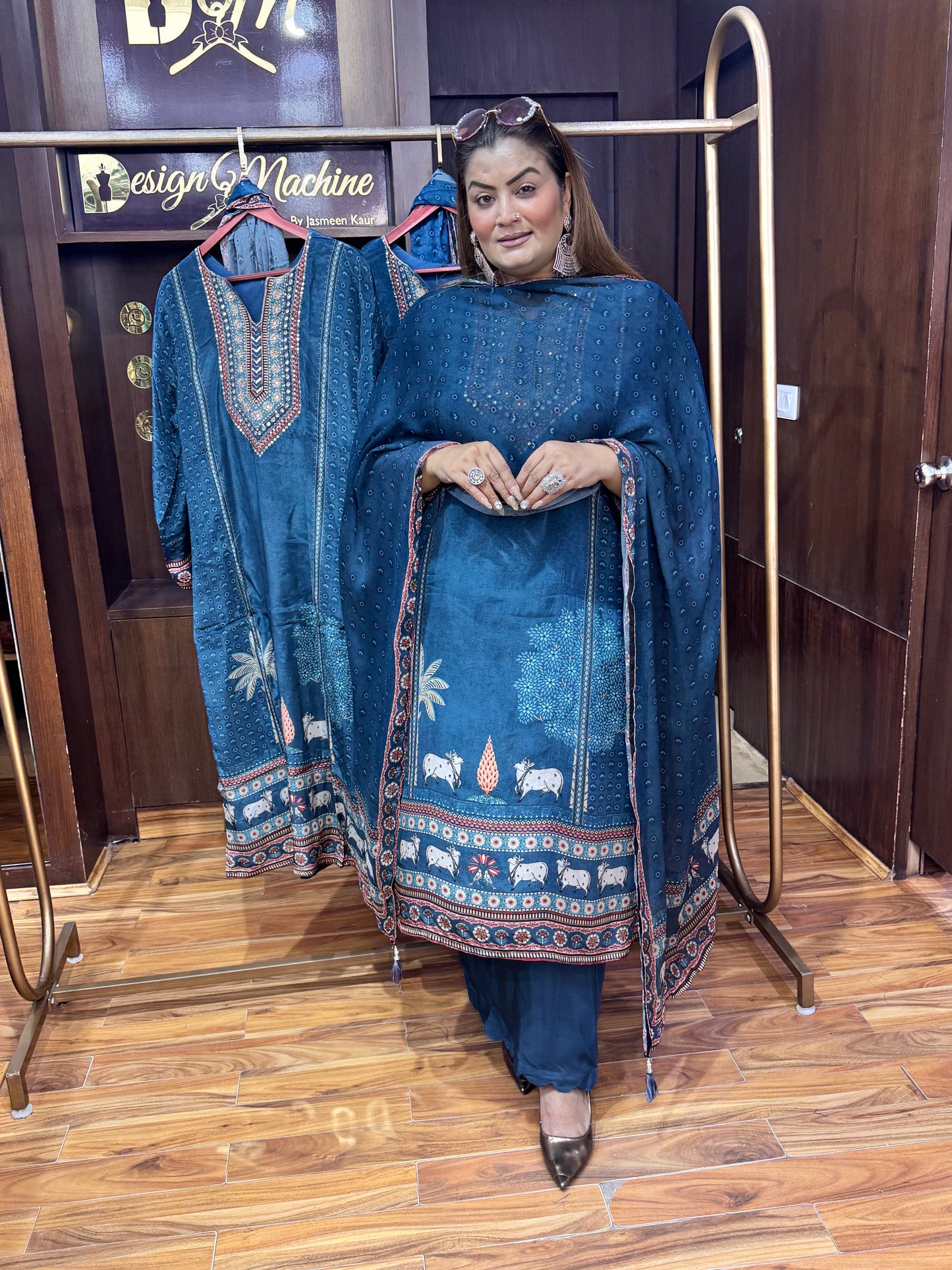 Royal Crepe Essence (Suit)