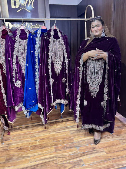 Saanvi Royal Velvet (Suit)