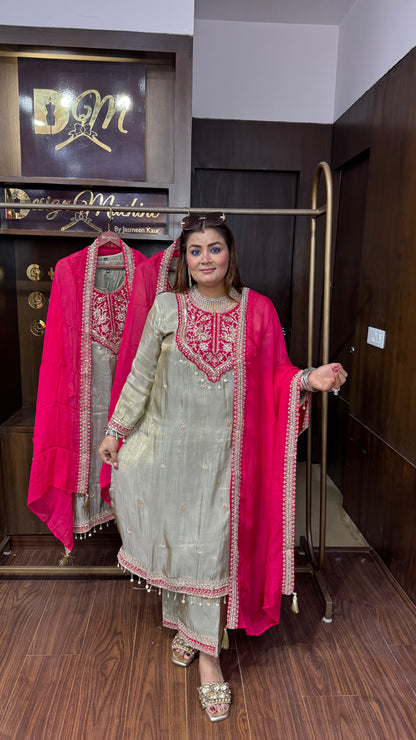 Rishika (Pure Crepe Suit)