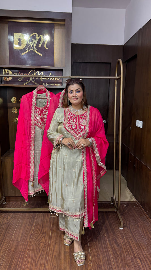 Rishika (Pure Crepe Suit)