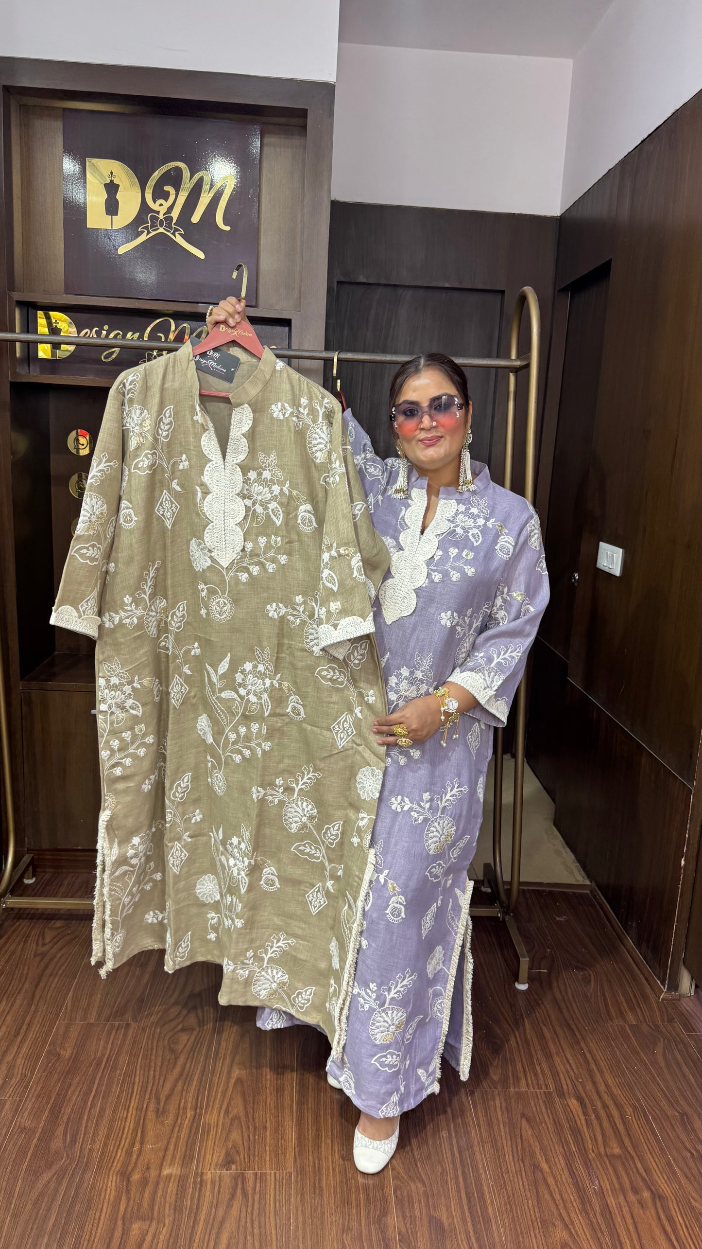 Avni (Pure Lilon Fabric Phiran)